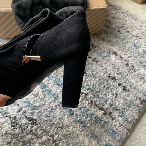 Black over the knee boots - Picture 3 of 3